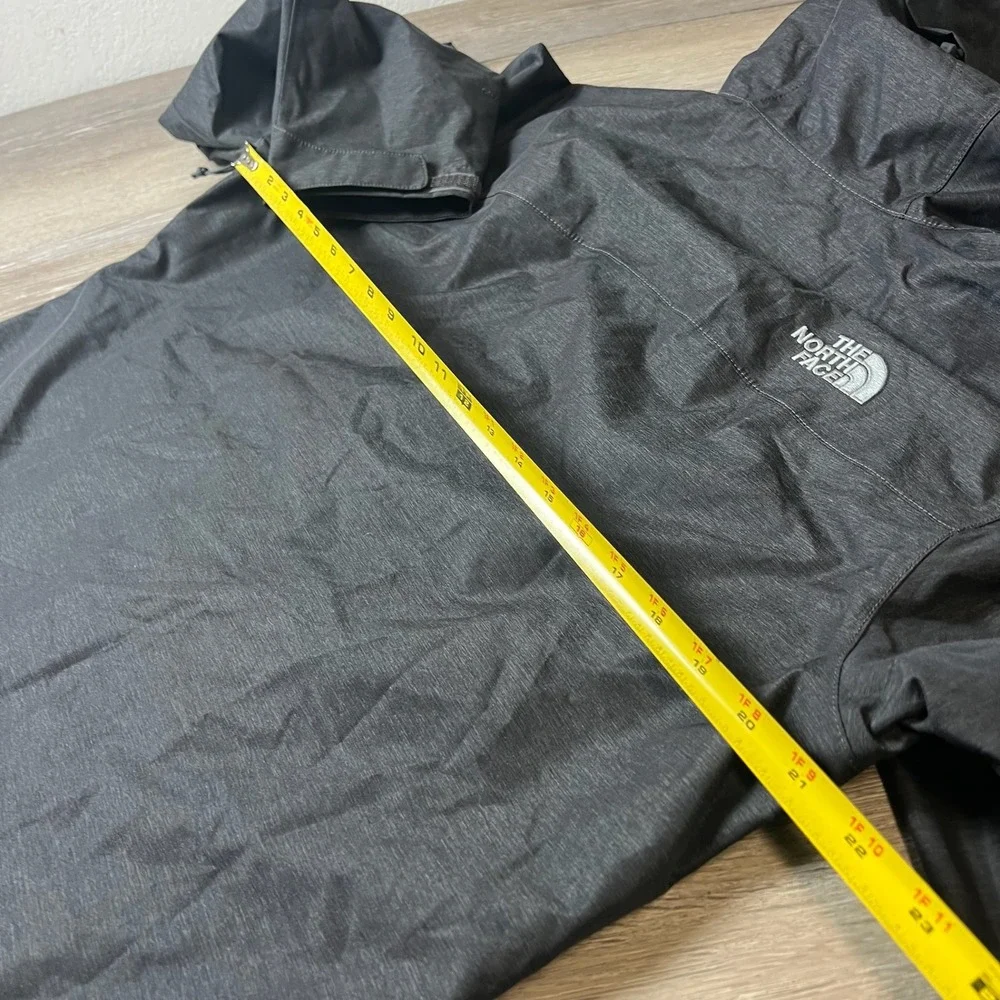 The North Face Rain Jacket Mens Small Grey DryVent Hooded Compass Shell NF0A3LH4